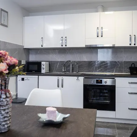 Apartman Sandra Apartment