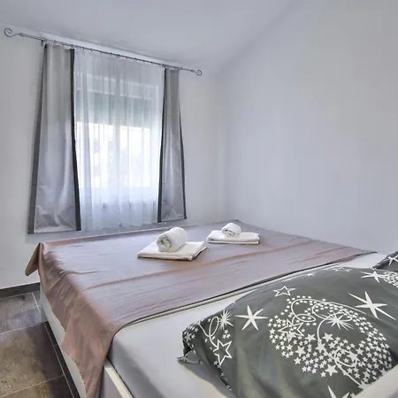 Apartman Sandra Apartment